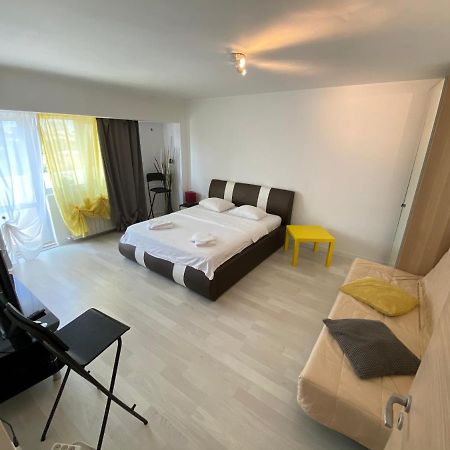 New Green Apartment Studio 1 Bucarest Extérieur photo