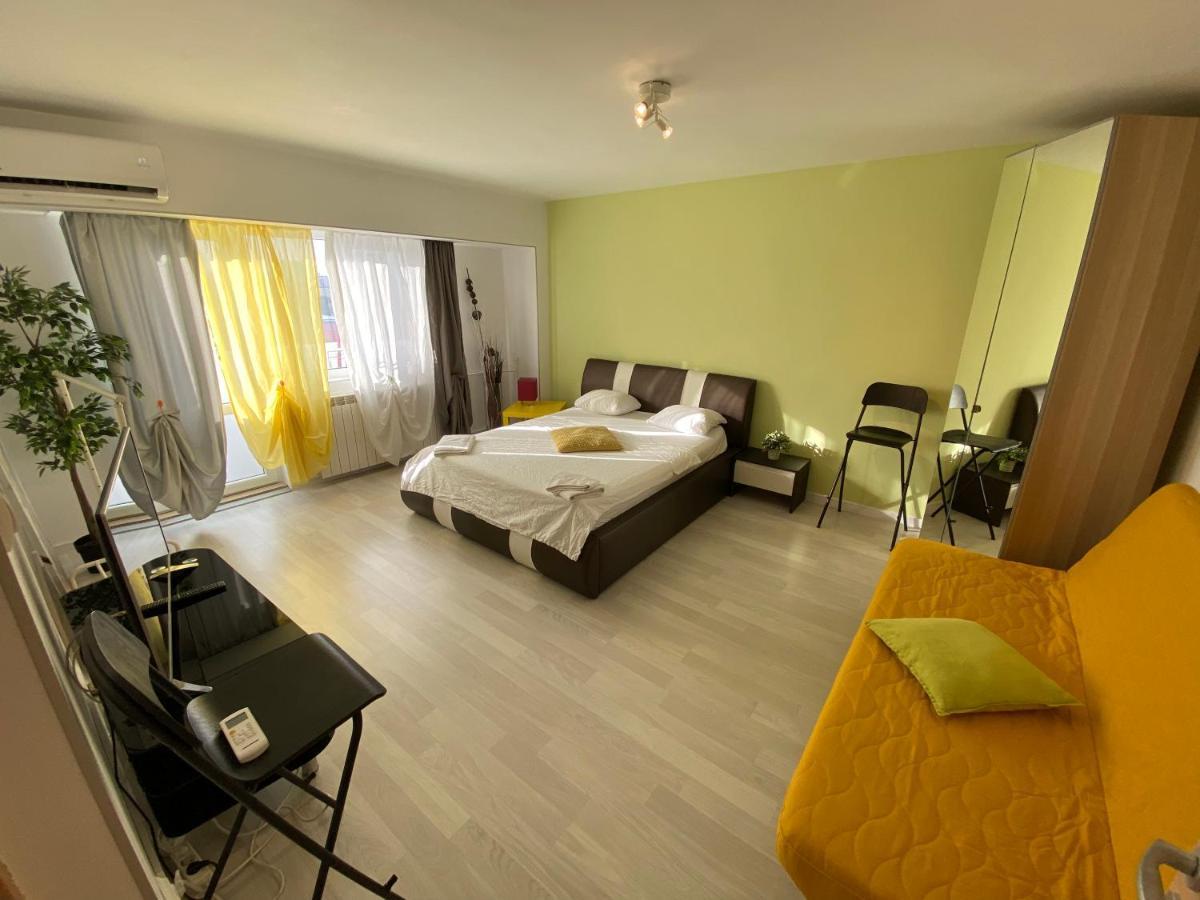 New Green Apartment Studio 1 Bucarest Extérieur photo